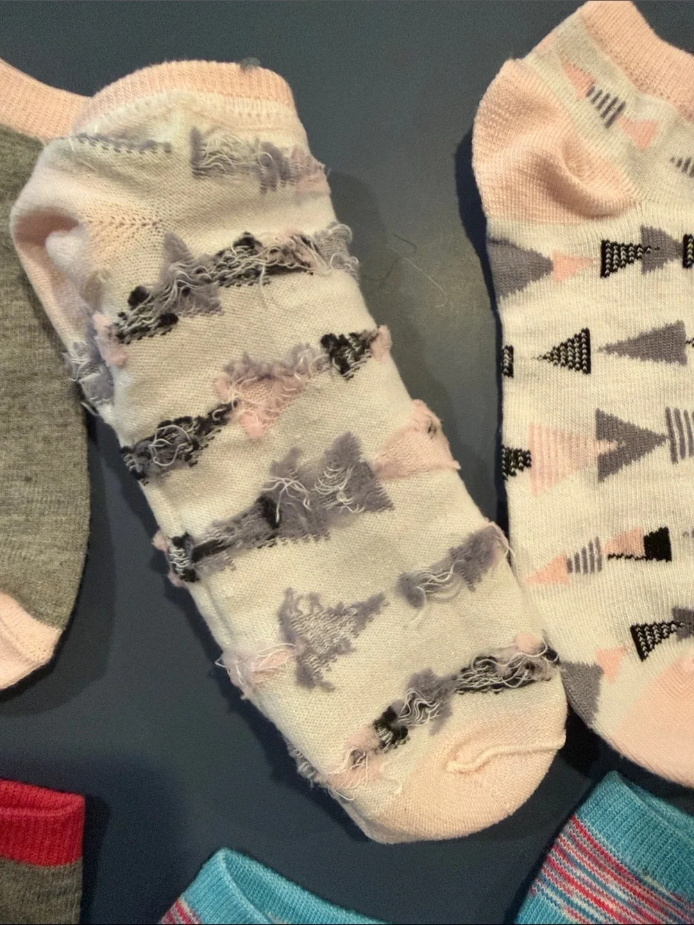 Assorted girls Low-Cut Sock Pack - Pink, Gray, Blue, Black. Never worn